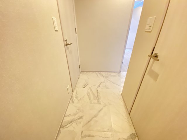 ザ・パークハビオ滝野川 の玄関