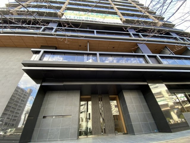 ザ・パークハビオ滝野川 のエントランス