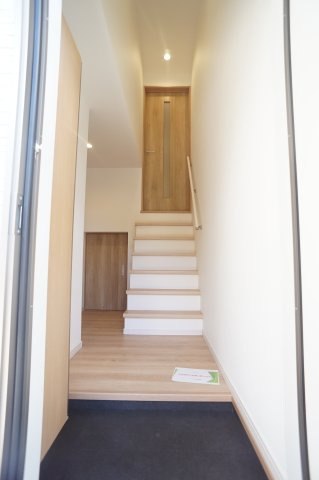 ADC保田窪カーサの玄関