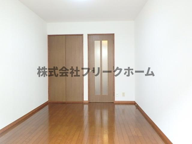 三鷹市井の頭２丁目のアパートの寝室