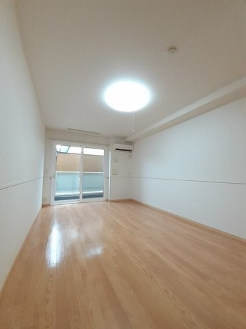 プリマヴェーラ・エテルノＡの居間・リビング