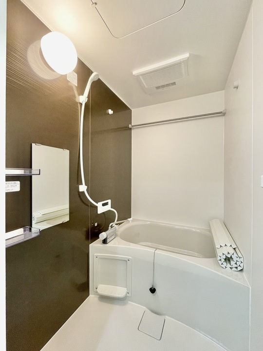 ペアレシア泉ヶ丘Ⅸの浴室