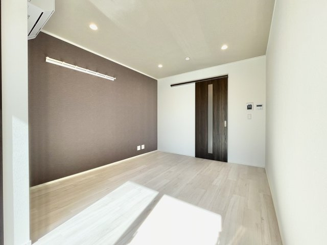 ペアレシア泉ヶ丘Ⅸの洋室