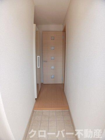 メゾンド・セルド・サンティエⅠの玄関