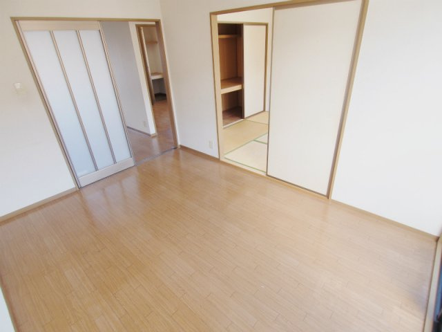 メゾンドラペの寝室