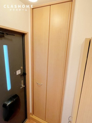 リビングタウン森岡　Ａ　　　刈谷市近郊の賃貸はクラスホームの玄関|同物件の別部屋になります。