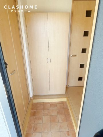 リビングタウン森岡　Ａ　　　刈谷市近郊の賃貸はクラスホームの玄関|同物件の別部屋になります。