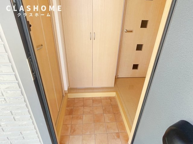 リビングタウン森岡　Ａ　　　刈谷市近郊の賃貸はクラスホームの玄関|同物件の別部屋になります。