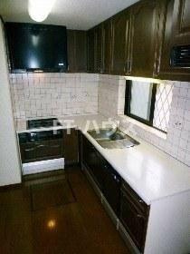 七林町戸建のキッチン