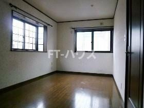 七林町戸建の寝室