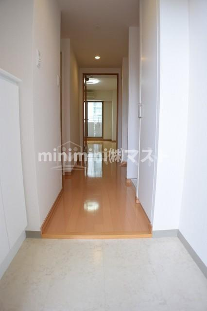 アリヴィオ夕陽ヶ丘の玄関