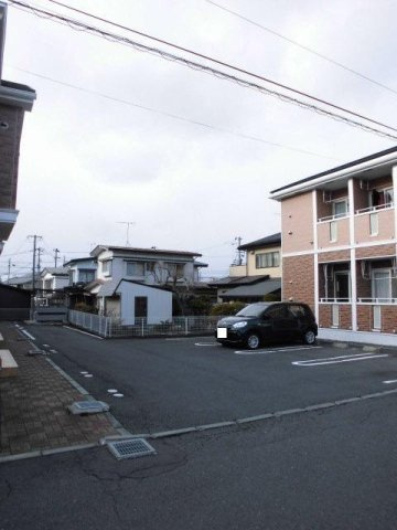 コロレカーサＢの駐車場