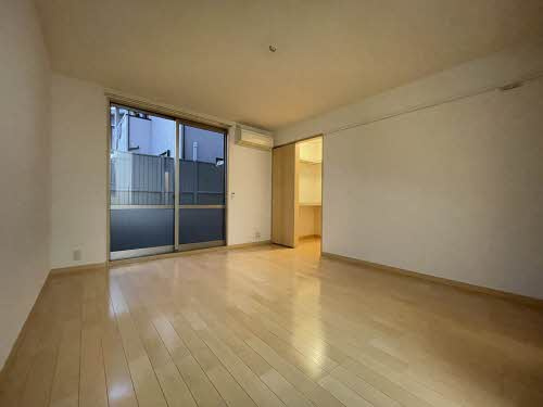 T・Sファミール*VEの居間・リビング