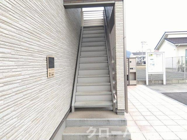 クレイノ茂木のエントランス