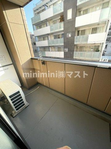 リバパレス靭公園のバルコニー