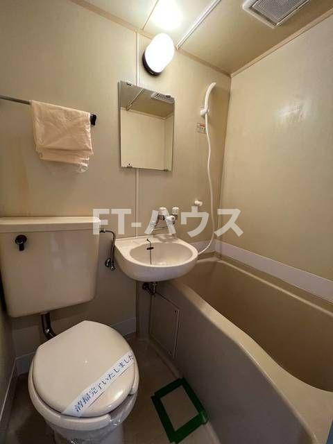 クレスト津田沼第０１の洗面所