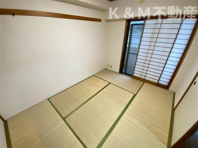 木崎台マンションの和室|和室、ちょっとしたくつろぎスペースにいかがでしょうか