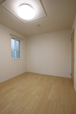 【洋室】 | ファミリア