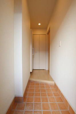 【玄関】 | ファミリア