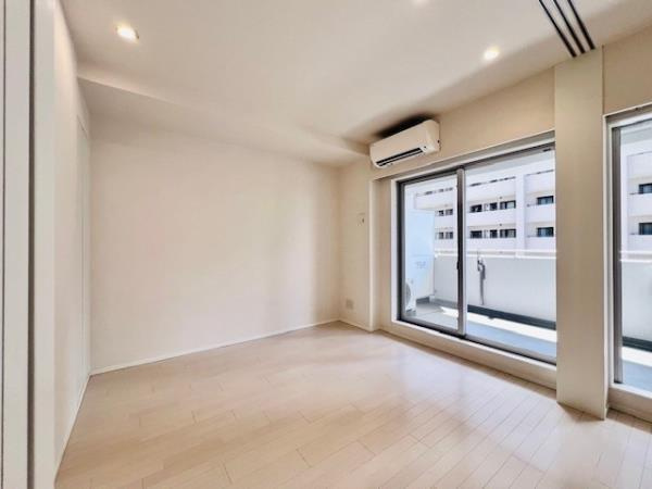 ＫＤＸレジデンス南麻布の居間・リビング