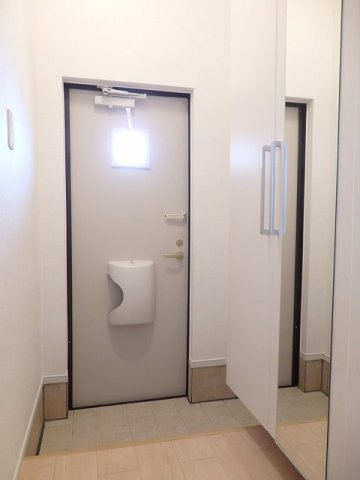 グリーンブリーズの玄関