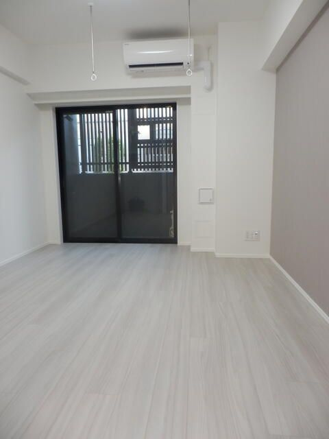 ユリカロゼＡＺ西台の居間・リビング