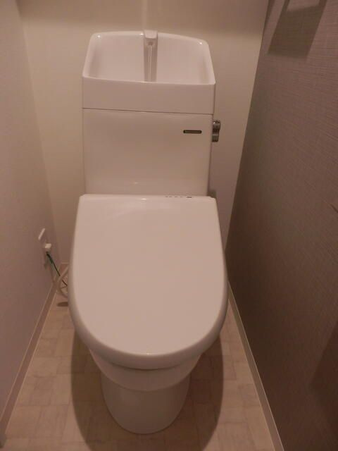 ユリカロゼＡＺ西台のトイレ