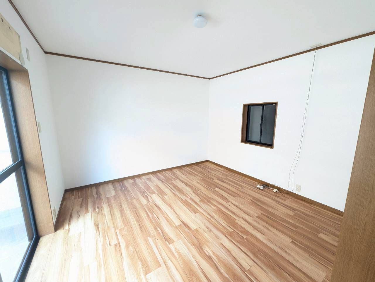 平野鳥居前町の洋室