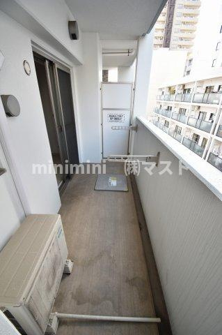 セレーナ・コンフォルト天神橋のバルコニー