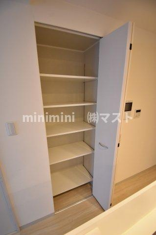 セレーナ・コンフォルト天神橋の収納