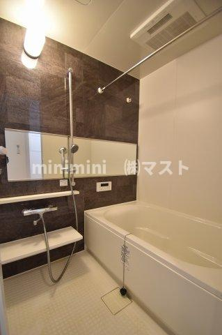 セレーナ・コンフォルト天神橋の浴室