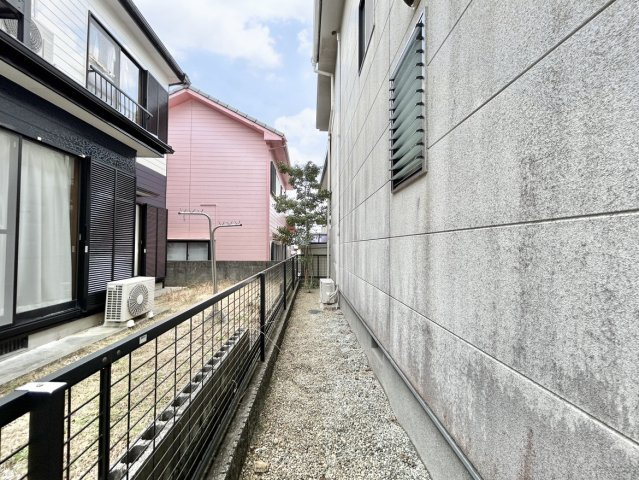 高知市潮見台3丁目　中古一戸建てのその他|建物同士の距離にゆとりがあり、圧迫感を感じにくい開放的な配置が魅力