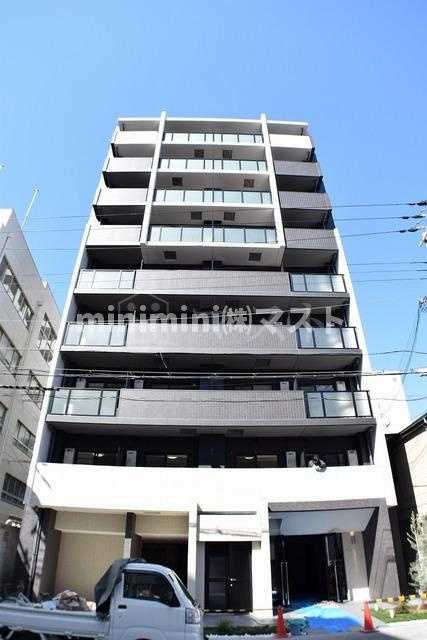 レオンヴァリエ福島野田のエントランス