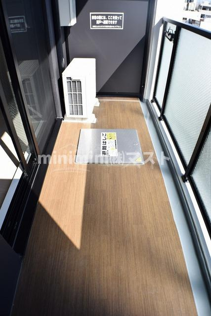 レオンヴァリエ福島野田のバルコニー