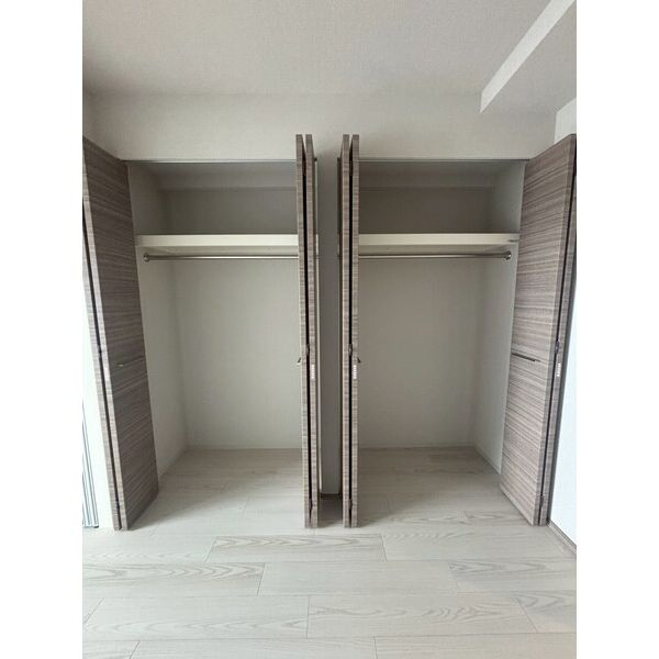 プレサンスレイズ桜山WESTの収納|※シリーズ物件写真　参考