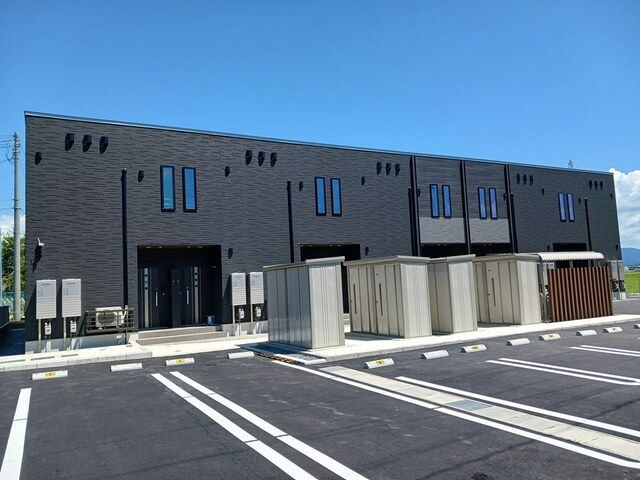 ステイズ　丸岡