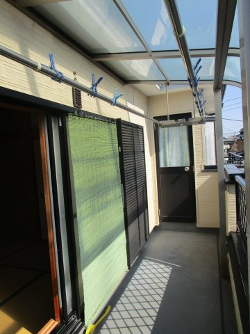 鴻巣市雷電　中古戸建のバルコニー