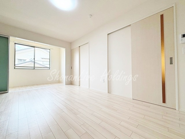 ジェメリ湘南の居間・リビング