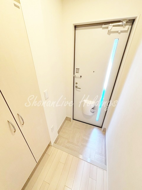 ジェメリ湘南の玄関