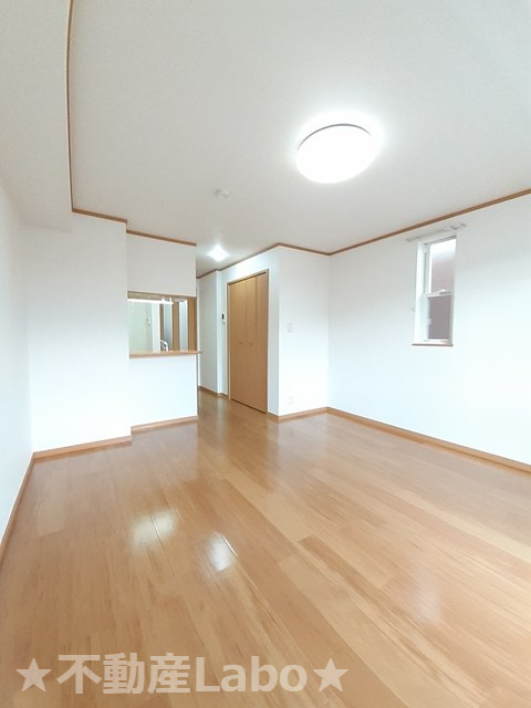 ヴィヴァーチェ 春日野 Aの内装