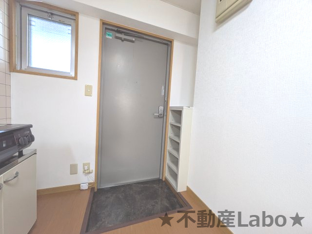 コーポNWの玄関