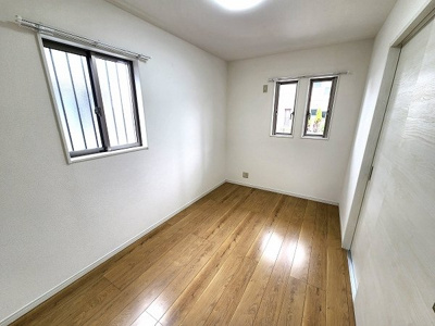 【内装】 | アザレア伊万里Ⅲ | きれいな内装です