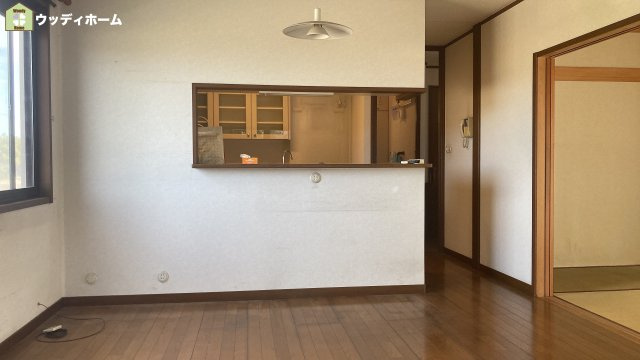 春日部市大衾　中古一戸建ての居間・リビング