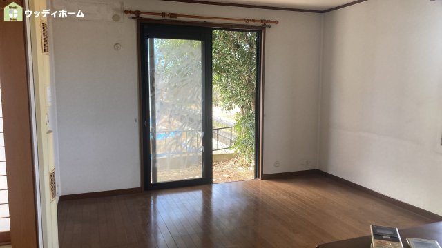 春日部市大衾　中古一戸建ての居間・リビング
