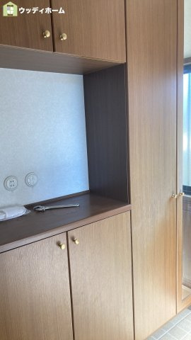 春日部市大衾　中古一戸建ての玄関