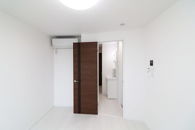 グランクオール日ノ出町のバルコニー|別号室イメージの為、現状を優先致します。