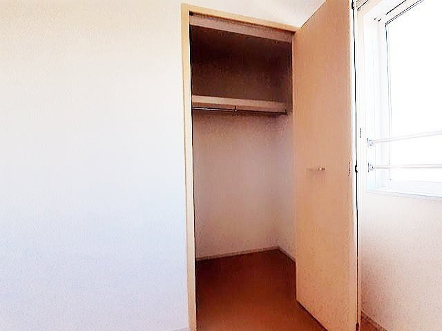 サンブロッサムＣの収納