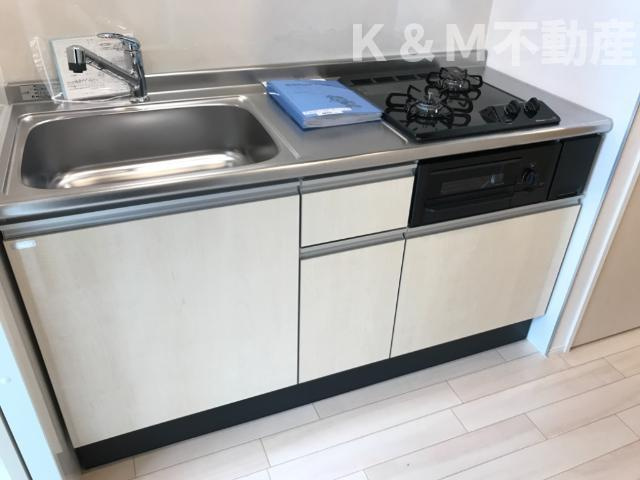 アルバーロ　イーリス～Arbaro Iris～のキッチン|コンパクトなキッチンで掃除もラクラク