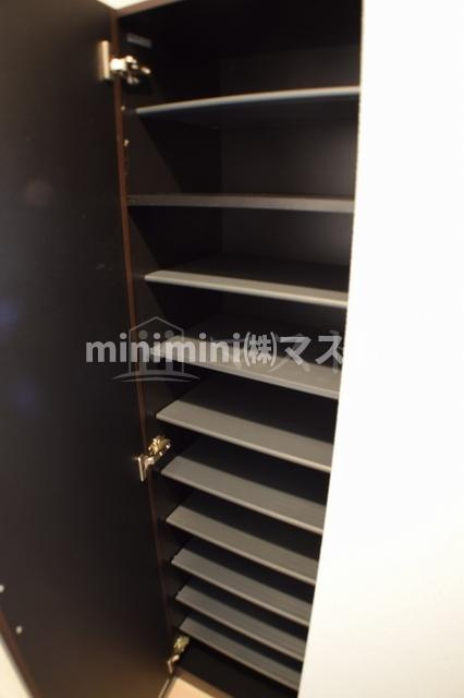 エスリード阿波座シティウエストの収納