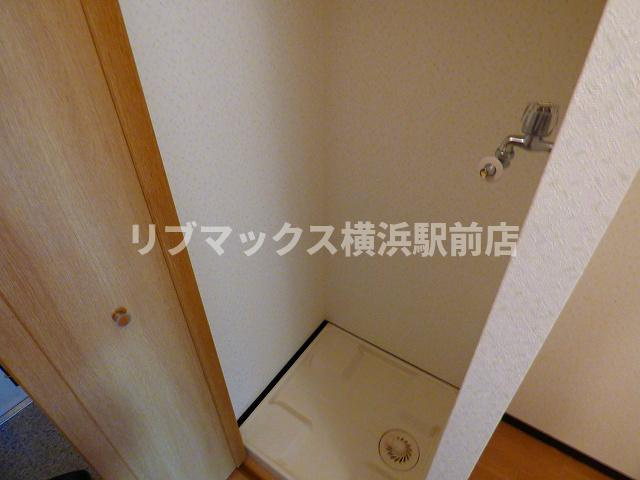 【玄関】グリフィン横浜・アクティ